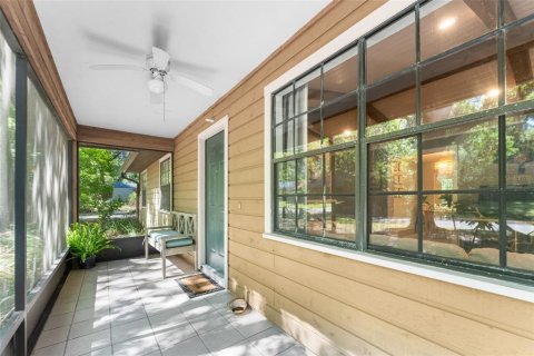 House in Gainesville, Florida 3 bedrooms, 124.86 sq.m. № 2093067 - photo 4