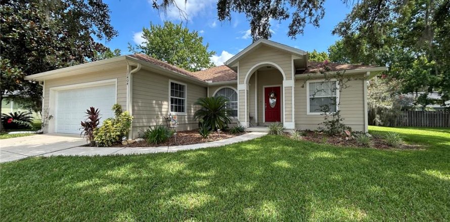Villa ou maison à Gainesville, Floride 3 chambres, 142.6 m2 № 1832880