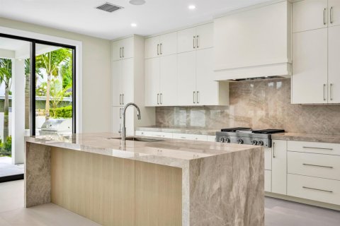 Villa ou maison à vendre à Fort Lauderdale, Floride: 4 chambres, 316.52 m2 № 2382622 - photo 14