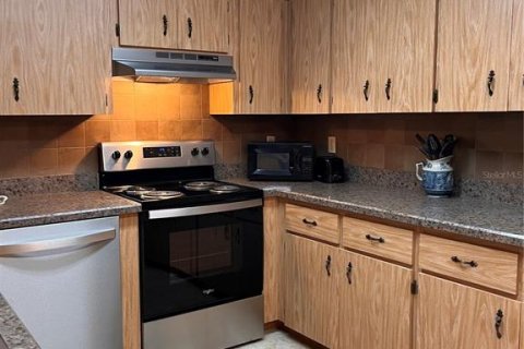 House in Ocala, Florida 2 bedrooms, 116.03 sq.m. № 1905976 - photo 7