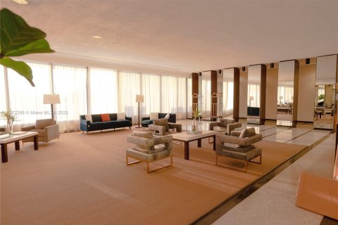 Condo in Miami Beach, Florida, 1 bedroom № 2037617 - photo 5