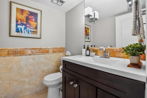 Condo in West Palm Beach, Florida, 1 bedroom  № 2186850 - photo 13