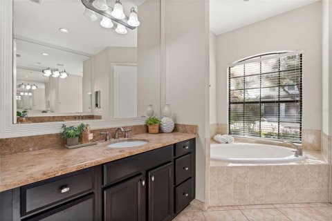 Villa ou maison à vendre à Longwood, Floride: 6 chambres, 361.2 m2 № 2408063 - photo 14