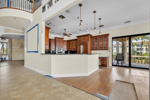 House in Punta Gorda, Florida 4 bedrooms, 428 sq.m. № 2141493 - photo 15