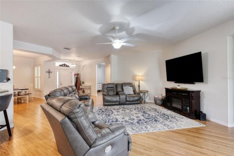 House in Ormond Beach, Florida 3 bedrooms, 187.2 sq.m. № 2220268 - photo 17