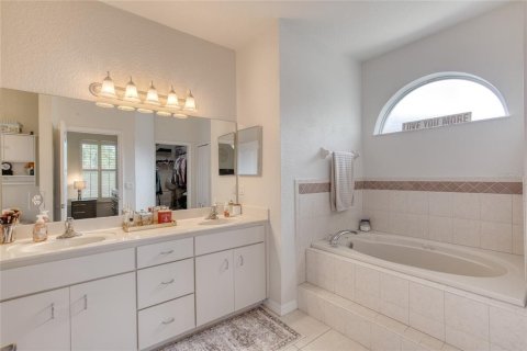 House in Ormond Beach, Florida 3 bedrooms, 187.2 sq.m. № 2220268 - photo 28