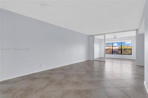 Купить кондоминиум в Коконат Крик, Флорида 3 спальни, 105.91м2, № 1996059 - фото 6