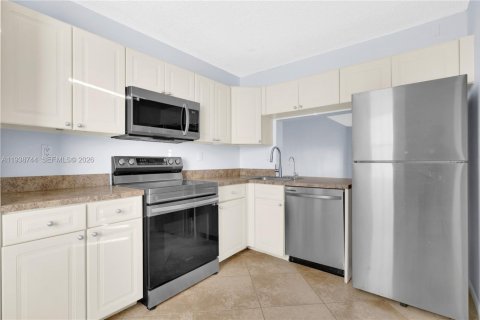 Купить кондоминиум в Коконат Крик, Флорида 3 спальни, 105.91м2, № 1996059 - фото 2