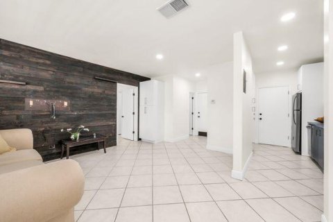 Condominio en alquiler en Boca Raton, Florida, 1 dormitorio, 64.38 m2 № 2251734 - foto 11
