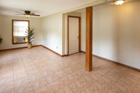 House in Saint Petersburg, Florida 3 bedrooms, 111.2 sq.m. № 2097397 - photo 18