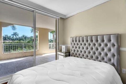 Condo in Key Biscayne, Florida, 3 bedrooms  № 1940654 - photo 21