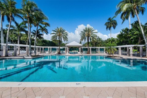 Copropriété à louer à Miami, Floride: 2 chambres, 274.71 m2 № 1612073 - photo 26