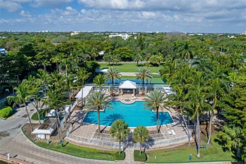Copropriété à louer à Miami, Floride: 2 chambres, 274.71 m2 № 1612073 - photo 28