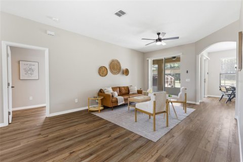 House in Ocala, Florida 3 bedrooms, 199.55 sq.m. № 1767165 - photo 8