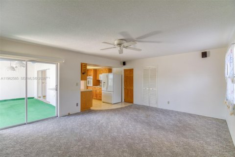 Купить виллу или дом в Холливуд, Флорида 3 спальни, 147.06м2, № 2023998 - фото 28