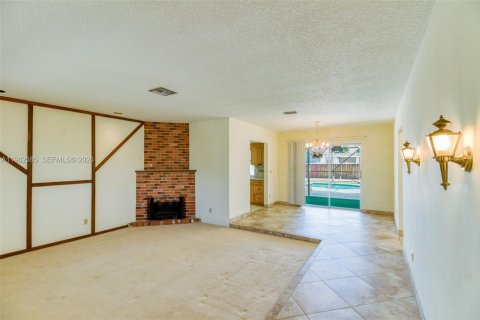 Купить виллу или дом в Холливуд, Флорида 3 спальни, 147.06м2, № 2023998 - фото 8