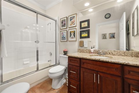 House in Orlando, Florida 4 bedrooms, 227.89 sq.m. № 2393612 - photo 27
