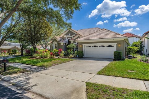 House in Orlando, Florida 4 bedrooms, 227.89 sq.m. № 2393612 - photo 2