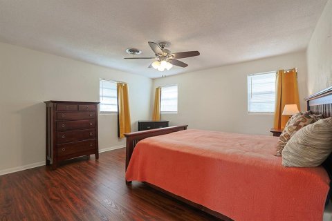House in Daytona Beach, Florida 4 bedrooms, 167.87 sq.m. № 1833624 - photo 16