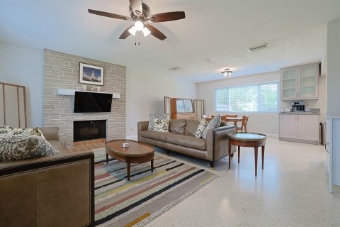 House in Daytona Beach, Florida 4 bedrooms, 167.87 sq.m. № 1833624 - photo 14