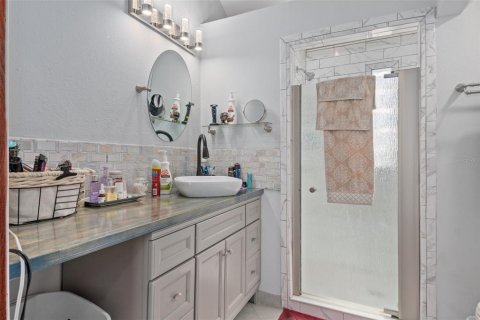 Villa ou maison à vendre à Homosassa, Floride: 2 chambres, 90.67 m2 № 1918210 - photo 12