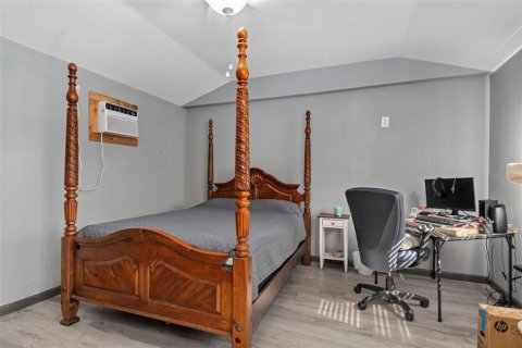 Villa ou maison à vendre à Homosassa, Floride: 2 chambres, 90.67 m2 № 1918210 - photo 13