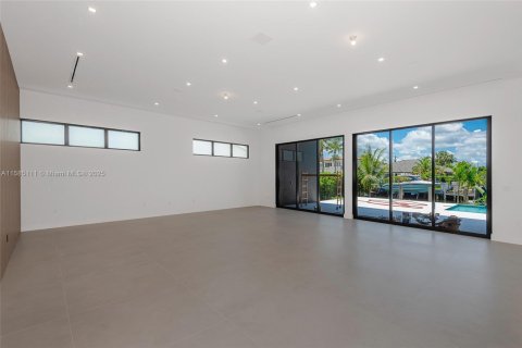 House in North Miami, Florida 6 bedrooms № 1730511 - photo 27