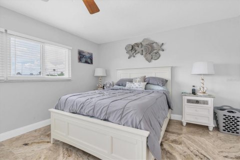 Casa en venta en New Port Richey, Florida, 3 dormitorios, 178.93 m2 № 1797271 - foto 18