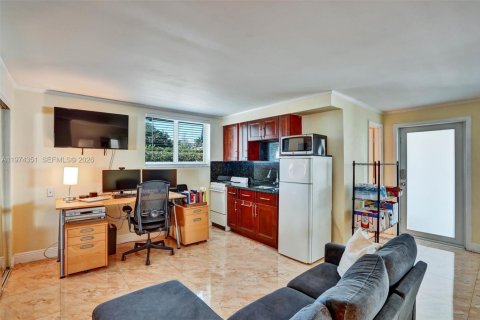 Casa en venta en Palmetto Bay, Florida, 4 dormitorios, 196.58 m2 № 2036616 - foto 29