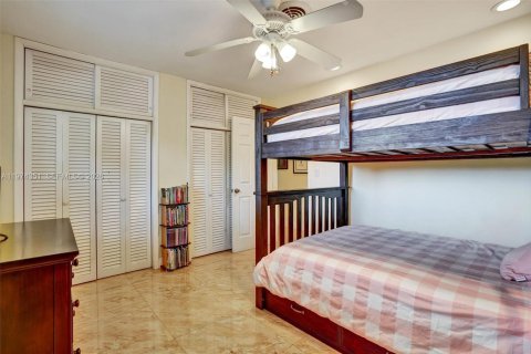 Casa en venta en Palmetto Bay, Florida, 4 dormitorios, 196.58 m2 № 2036616 - foto 21