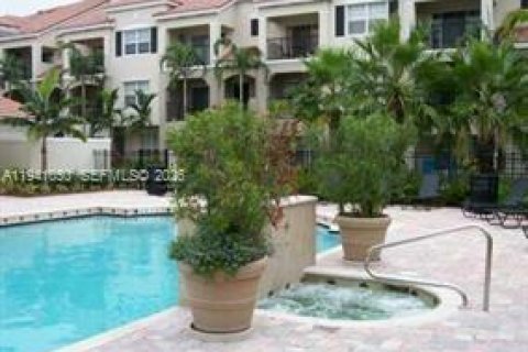 Снять в аренду кондоминиум в Пемброк-Пайнс, Флорида 1 спальня, 64.1м2, № 1998100 - фото 20