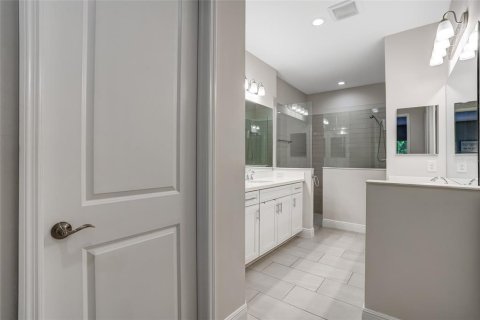 House in Fort Myers, Florida 3 bedrooms, 171.13 sq.m. № 1841460 - photo 19