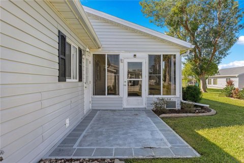 House in Summerfield, Florida 2 bedrooms, 129.13 sq.m. № 2390780 - photo 14