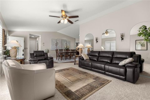 House in Summerfield, Florida 2 bedrooms, 129.13 sq.m. № 2390780 - photo 16