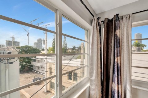 Condominio en venta en Miami Beach, Florida, 1 dormitorio, 65.03 m2 № 2033237 - foto 14