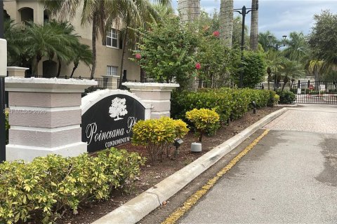 Снять в аренду кондоминиум в Корал-Спрингс, Флорида 2 спальни, 99.96м2, № 2034135 - фото 2