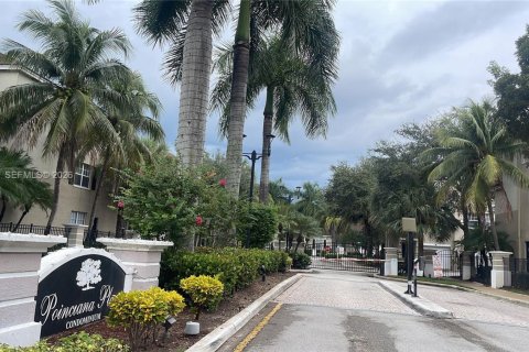 Кондоминиум с 2 спальнями в Корал-Спрингс, Флорида № 2034135