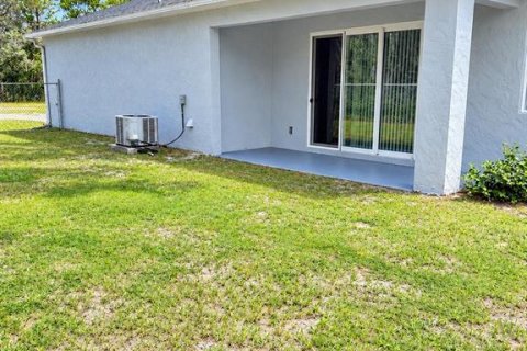 House in Citrus Springs, Florida 3 bedrooms, 164.25 sq.m. № 2391573 - photo 14