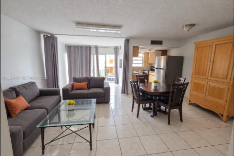 Condo à Miami, Floride, 2 chambres  № 2388035