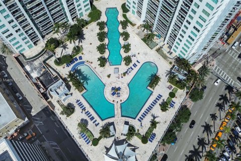 Купить кондоминиум в Майами, Флорида 1 спальня, 74.88м2, № 2036511 - фото 19