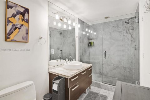 Купить кондоминиум в Майами, Флорида 1 спальня, 74.88м2, № 2036511 - фото 12