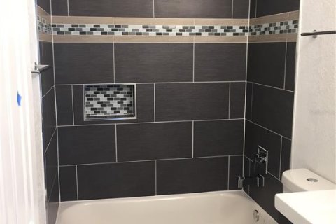 Adosado en venta en Orlando, Florida, 3 dormitorios, 121.42 m2 № 1866031 - foto 14