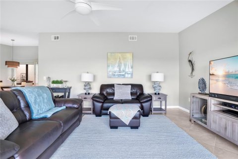 Condominio en venta en Bradenton, Florida, 2 dormitorios, 118.73 m2 № 2094484 - foto 4