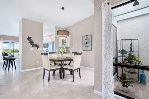 Condominio en venta en Bradenton, Florida, 2 dormitorios, 118.73 m2 № 2094484 - foto 10