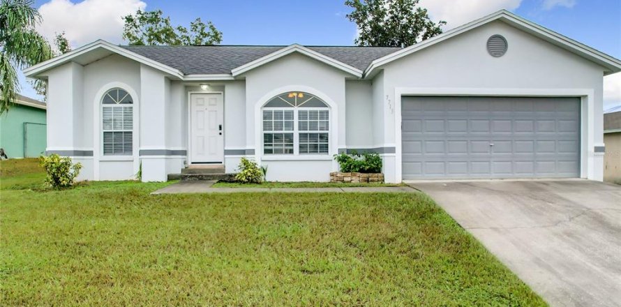 House in Lakeland, Florida 3 bedrooms, 116.22 sq.m. № 1436312