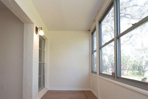 Купить кондоминиум в Нью-Порт-Ричи, Флорида 8 комнат, 75.81м2, № 2226575 - фото 22