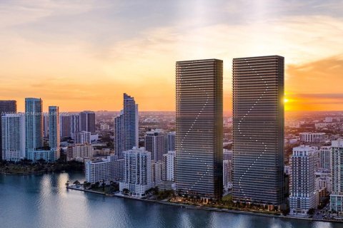 Copropriété à vendre à Miami, Floride: 4 chambres, 249.54 m2 № 1961141 - photo 1