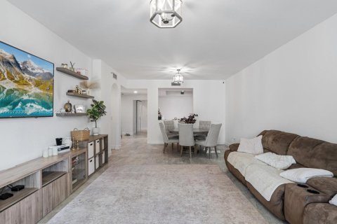 Copropriété à vendre à Aventura, Floride: 2 chambres, 162.58 m2 № 2036438 - photo 5