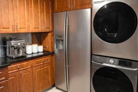 Купить кондоминиум в Майами, Флорида 3 спальни, 123.19м2, № 2050998 - фото 9