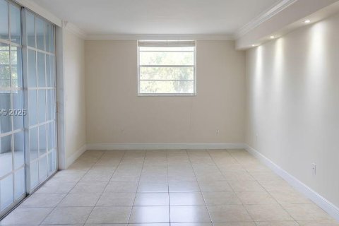 Купить кондоминиум в Майами, Флорида 3 спальни, 123.19м2, № 2050998 - фото 6